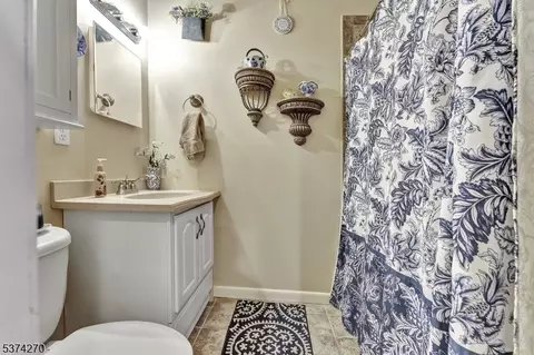 25 Ferndale Rd, Wayne, NJ 07470 photo 14