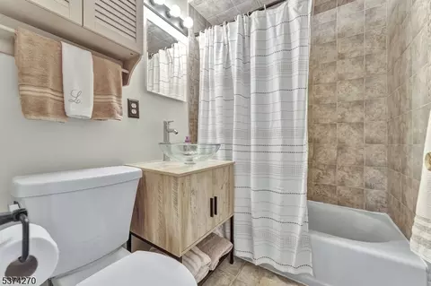 25 Ferndale Rd, Wayne, NJ 07470 photo 10