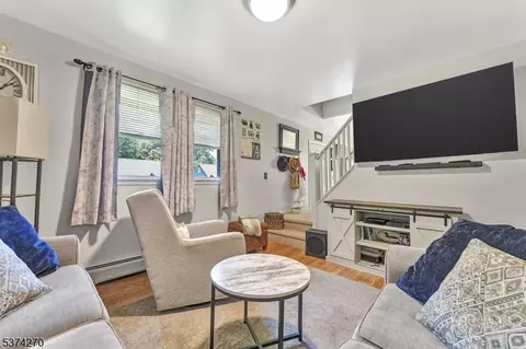 25 Ferndale Rd, Wayne, NJ 07470 photo 8