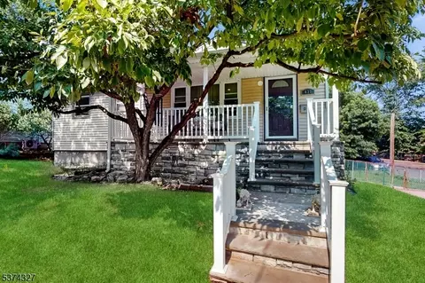 437 S 7th Ave, Highland Park, NJ 08904