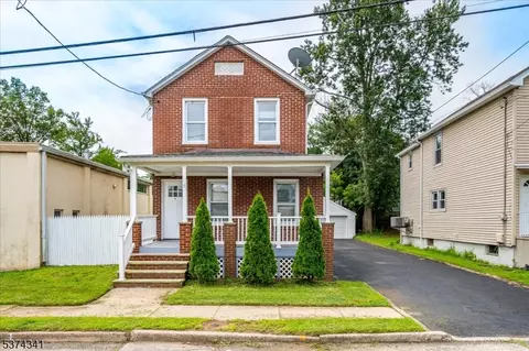6 William St, Manville, NJ 08835