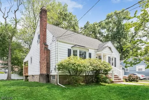 44 Hillcrest Dr, Wayne, NJ 07470 photo 3