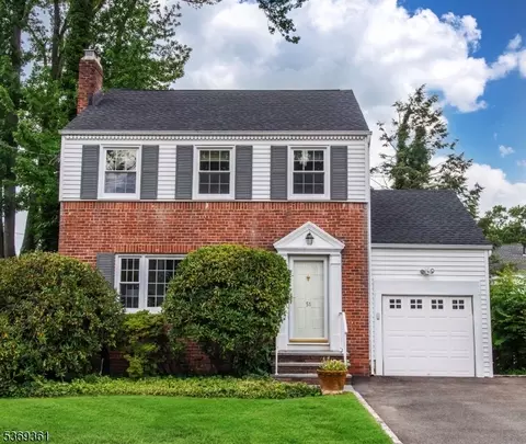 51 Stanley Ave, Nutley, NJ 07110