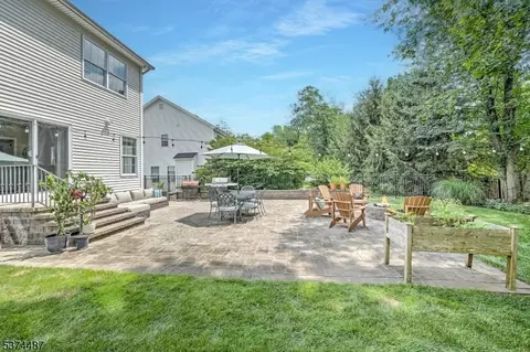 3 Baker Ave, Berkeley Heights, NJ 07922 photo 9
