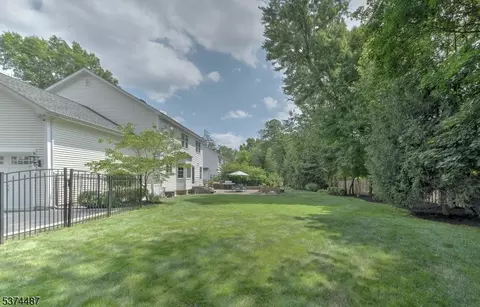3 Baker Ave, Berkeley Heights, NJ 07922 photo 8