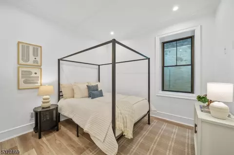 Bedroom - 14 Argyle Ct, Summit, NJ 07901 photo 7 of 7