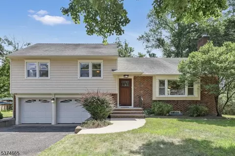 161 Jeffer Ct, Ridgewood, NJ 07450