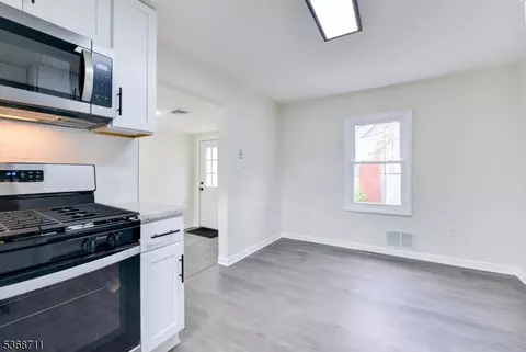 6 Main St, Helmetta, NJ 08828 photo 13