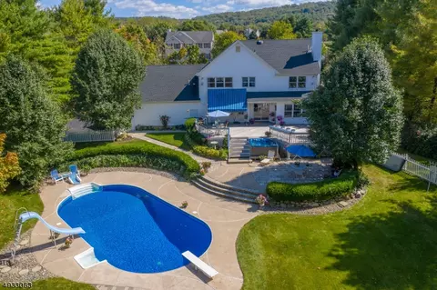 43 Vassar Rd, Great Meadows, NJ 07838