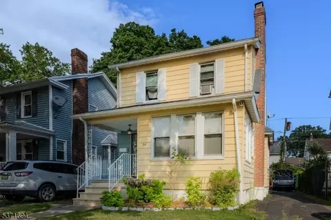34 Warwick St, East Orange, NJ 07017