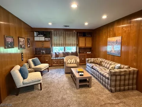 40 Oval Rd, Millburn, NJ 07041 photo 5