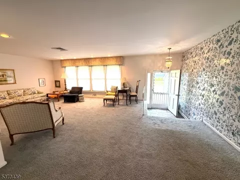 40 Oval Rd, Millburn, NJ 07041 photo 3