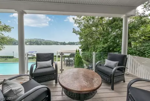 180 Pines Lake Dr E, Wayne, NJ 07470 photo 41