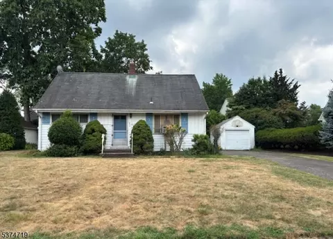 634 Bartell Pl, Ridgewood, NJ 07450