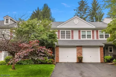 6 Sycamore Way, Mount Arlington, NJ 07856