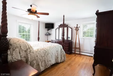 27 Dixon Pl, Wayne, NJ 07470 photo 7
