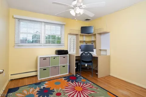 27 Dixon Pl, Wayne, NJ 07470 photo 9