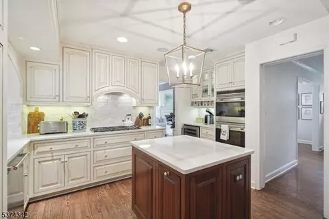 11 Hickory Rd, Summit, NJ 07901 photo 9