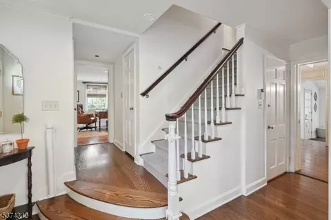 11 Hickory Rd, Summit, NJ 07901 photo 2