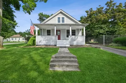 210 W Prospect St, Hackettstown, NJ 07840