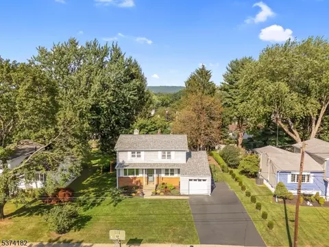 105 Pleasant View Rd, Hackettstown, NJ 07840 photo 3