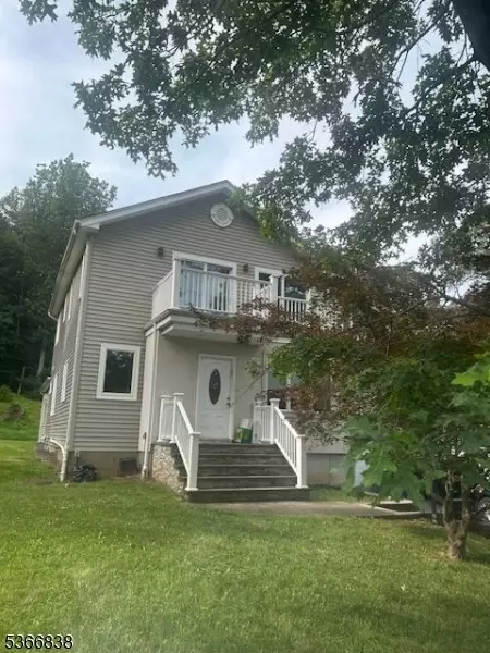 49 Mayfair Dr, West Orange, NJ 07052