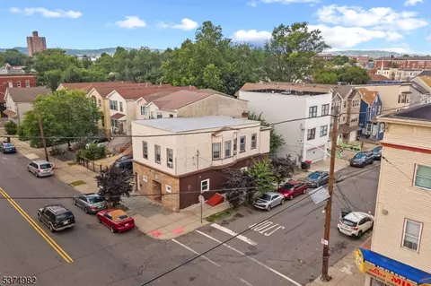 311 12th Ave, Paterson, NJ 07514