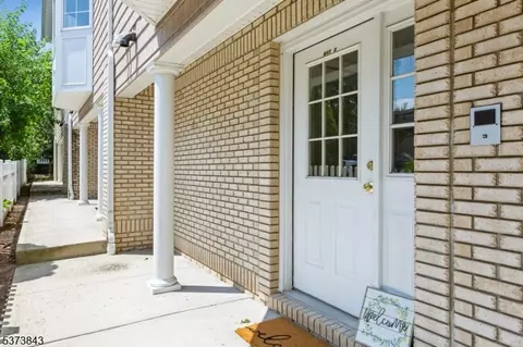 87-03 Centre St #3, Nutley, NJ 07110 photo 4