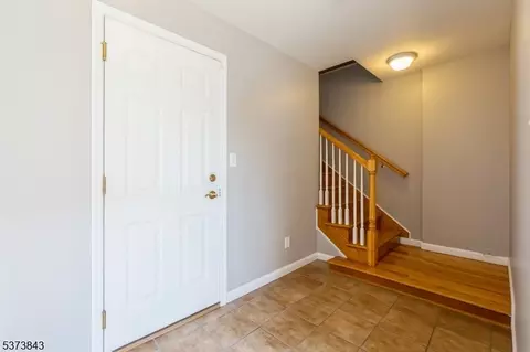 87-03 Centre St #3, Nutley, NJ 07110 photo 5