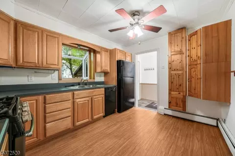149 Jackson St, Haskell, NJ 07420 photo 8