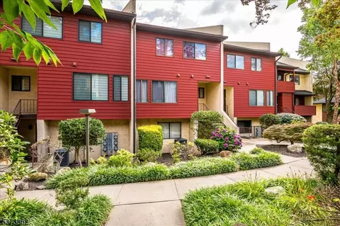 109 River Rd UNIT A4, Nutley, NJ 07110