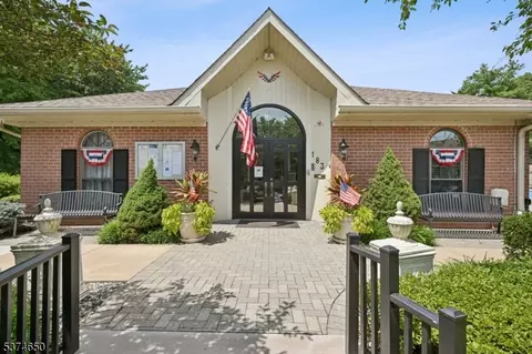 70 Baldwin Ct, Basking Ridge, NJ 07920 photo 15