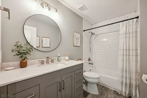 70 Baldwin Ct, Basking Ridge, NJ 07920 photo 11