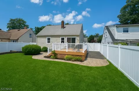 428 Howard Ave, Middlesex, NJ 08846 photo 8