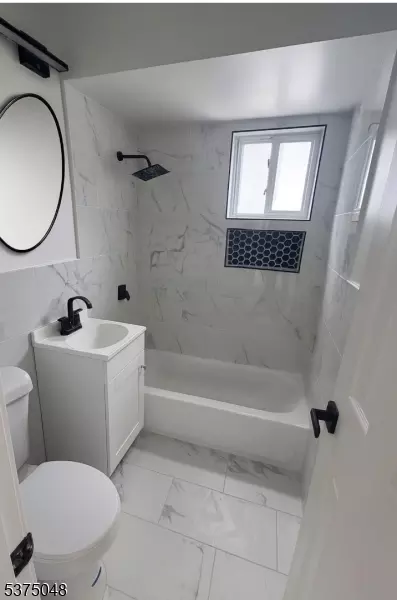 428 Howard Ave, Middlesex, NJ 08846 photo 2