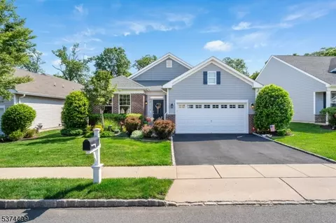 79 Schindler Ct, Somerset, NJ 08873