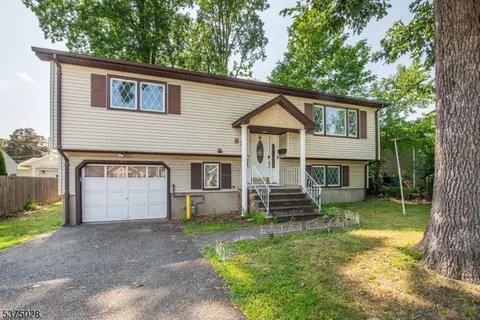 83 Lawrence Rd, Parsippany, NJ 07054