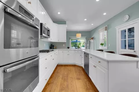 39 Mendham Rd, Gladstone, NJ 07934 photo 11