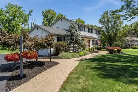 11 Garden Pl, Flemington, NJ 08822
