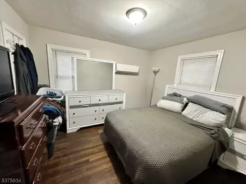 713 E 3rd Ave, Roselle, NJ 07203 photo 6