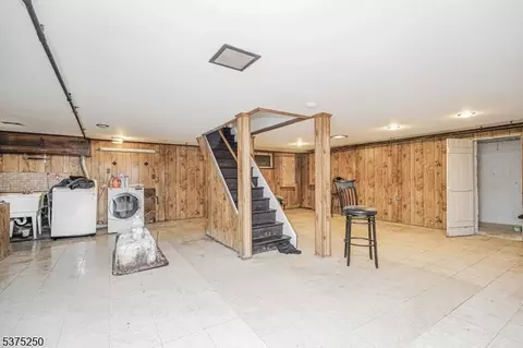 446 E 5th Ave, Roselle, NJ 07203 photo 13