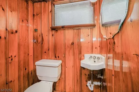 446 E 5th Ave, Roselle, NJ 07203 photo 15