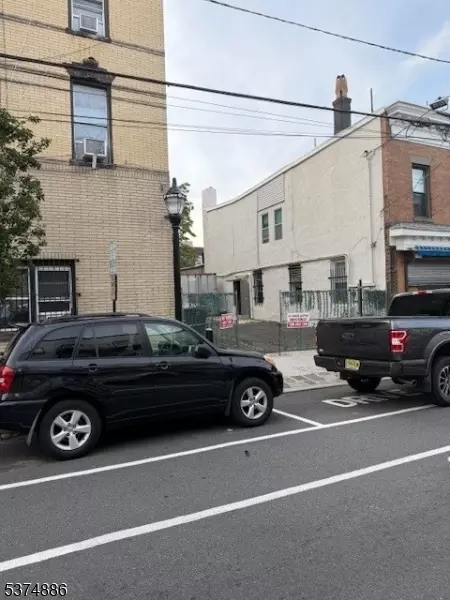 2407 Central Ave, Union City, NJ 07087