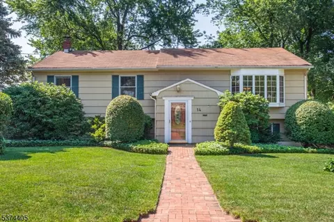 14 Charlotte Ter, Wayne, NJ 07470