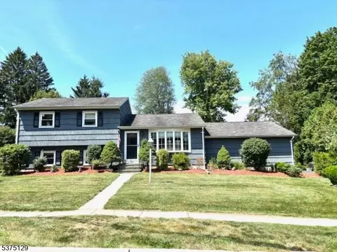 14 Avon Ter, Succasunna, NJ 07876