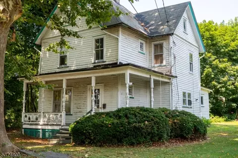 11 New St, Sussex, NJ 07461