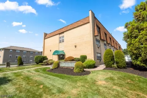 300 W Munsell Ave Bb1bb1 #BB1, Linden, NJ 07036