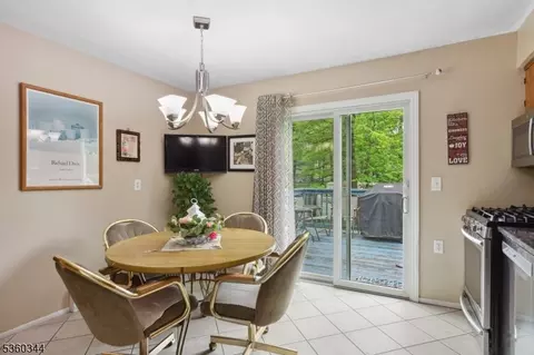 314 Jeffries Pl, North Plainfield, NJ 07060 photo 8