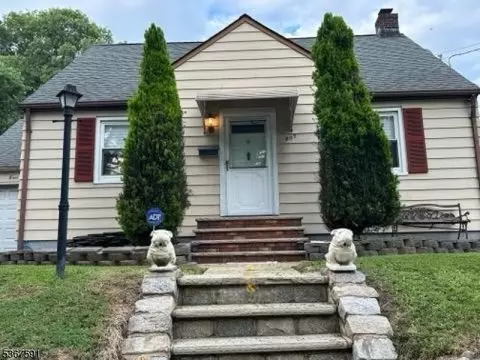 809 Burke Pkwy, Union, NJ 07083