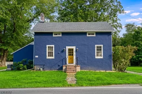 131 Bartley Rd, Washington Twp, NJ 07853